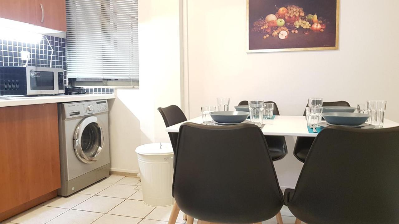Palette Apartment Carmine - Athens Center, 6 Bd, 3 Bath Dış mekan fotoğraf